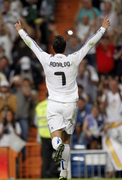 防守端也展 防守端也展